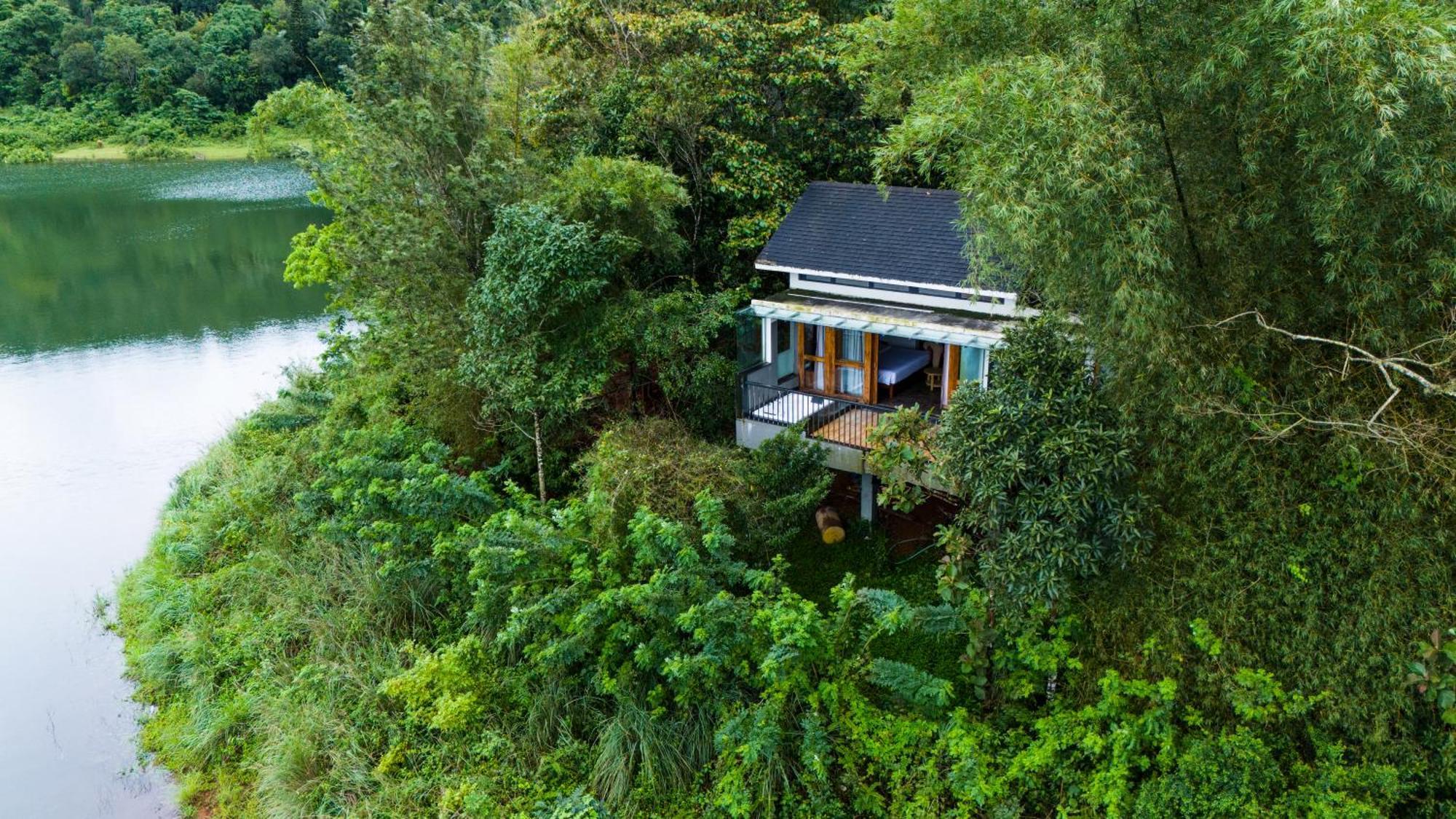 Wayanad Silverwoods Forest Resort & Spa Padinjarathara Екстериор снимка