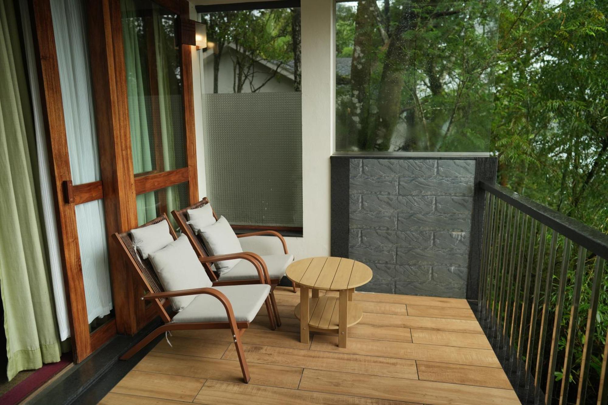 Wayanad Silverwoods Forest Resort & Spa Padinjarathara Екстериор снимка